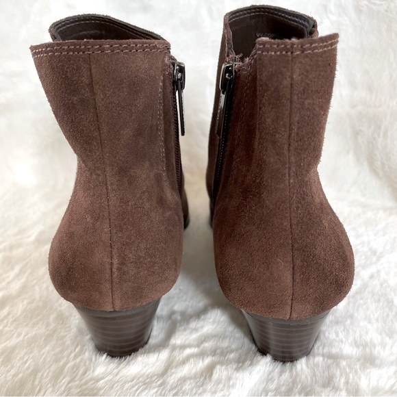 Vince Camuto Corter Brown Suede Boots - Picture 9 of 10